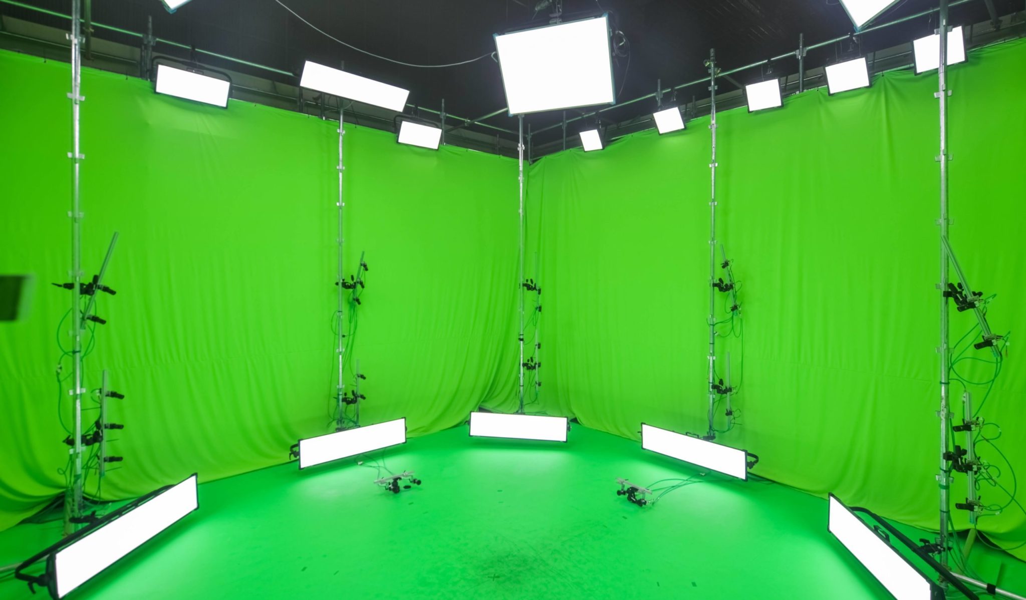 check-out-this-live-interview-between-two-ar-holograms