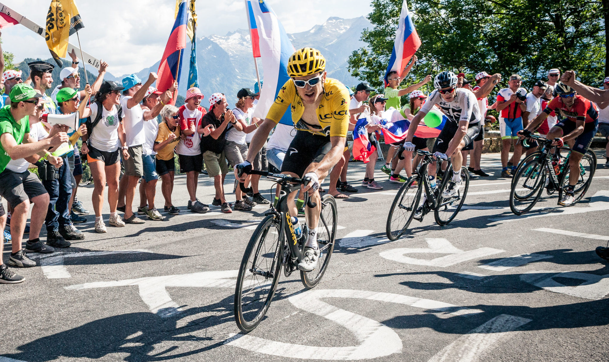 this-year’s-tour-de-france-features-ar-and-holograms