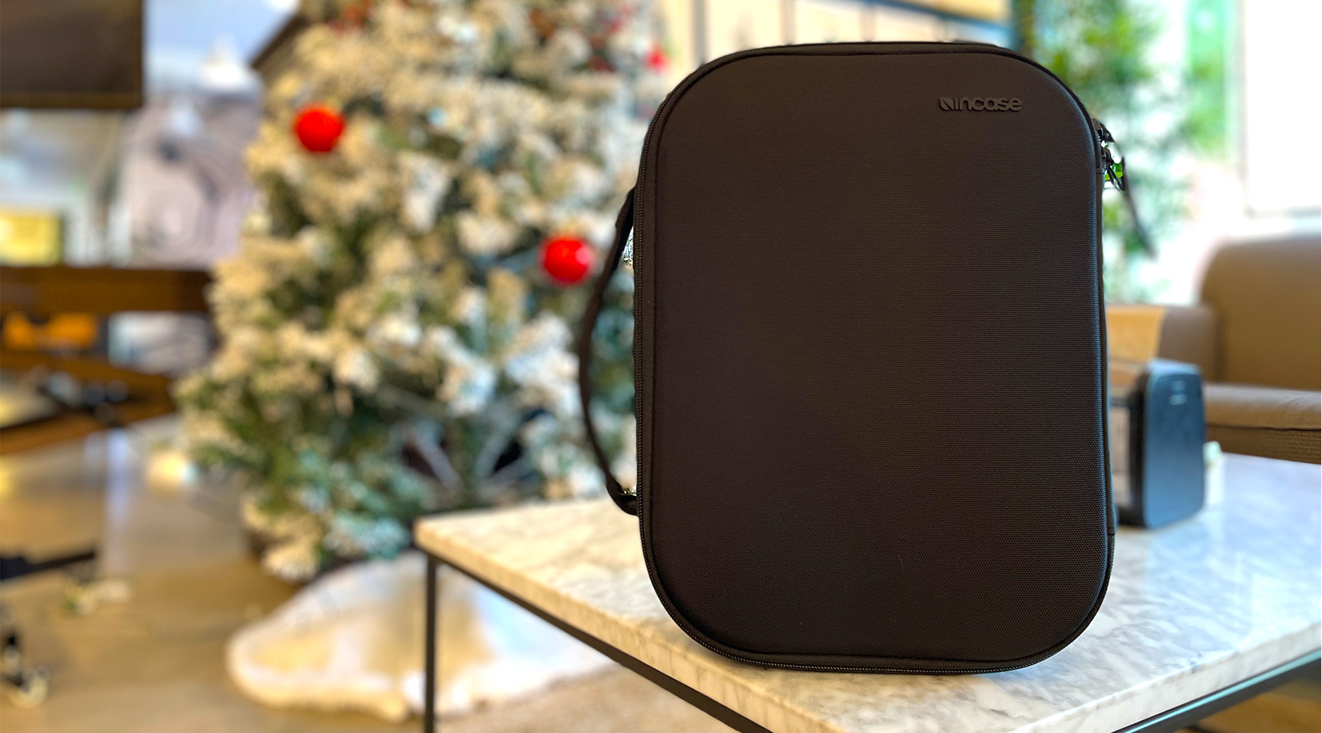 incase-carry-case-for-quest-pro-brings-peace-of-mind