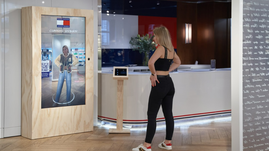 could-ar-mirrors-replace-brick-and-mortar-stores?