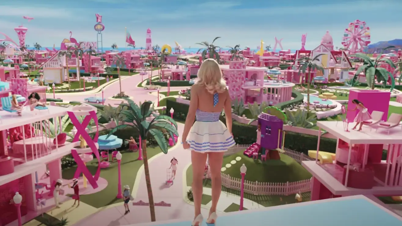 this-ar-barbie-is-literally-the-size-of-a-skyscraper